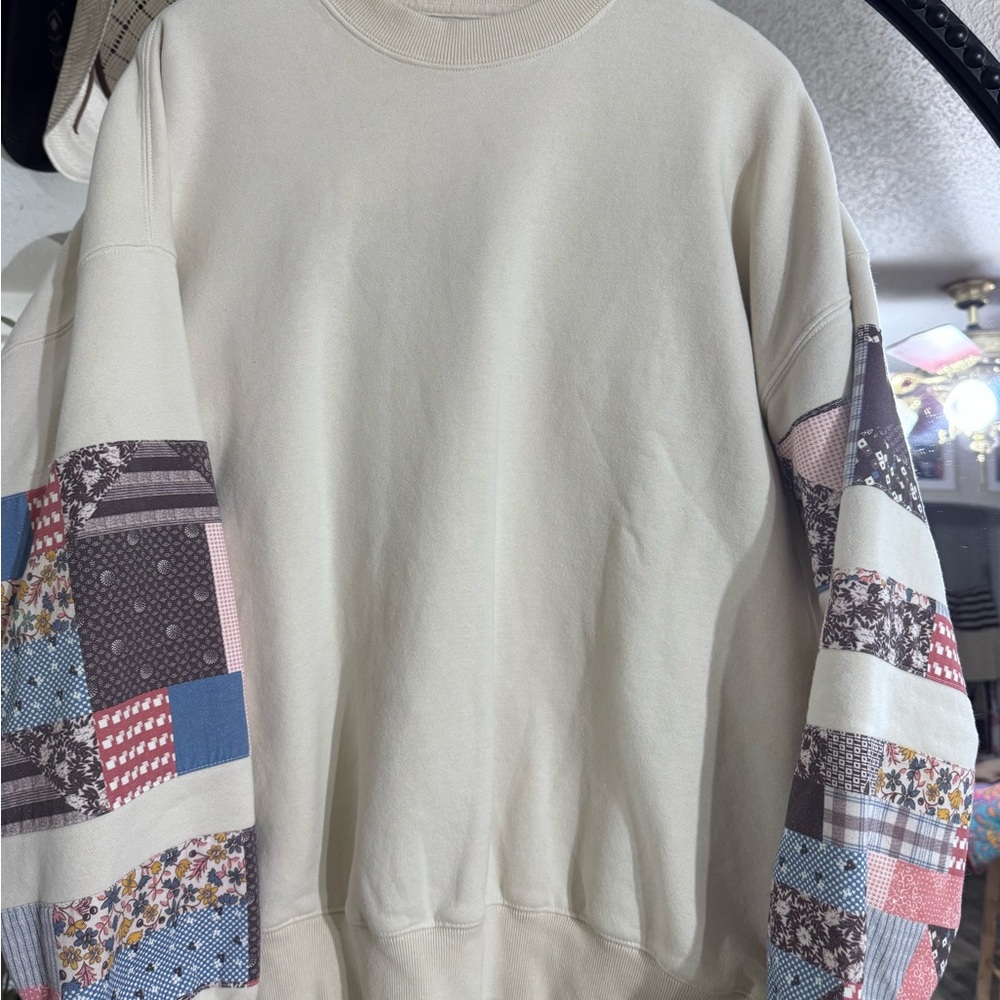 Abercrombie & Fitch Cream Crewneck Sweatshirt with Patchwork Sleeves